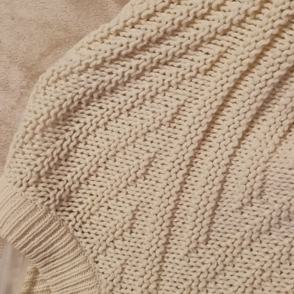 Sweater by Gabrielle - Picture 4 of 4